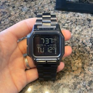 Nixon Mens Watch